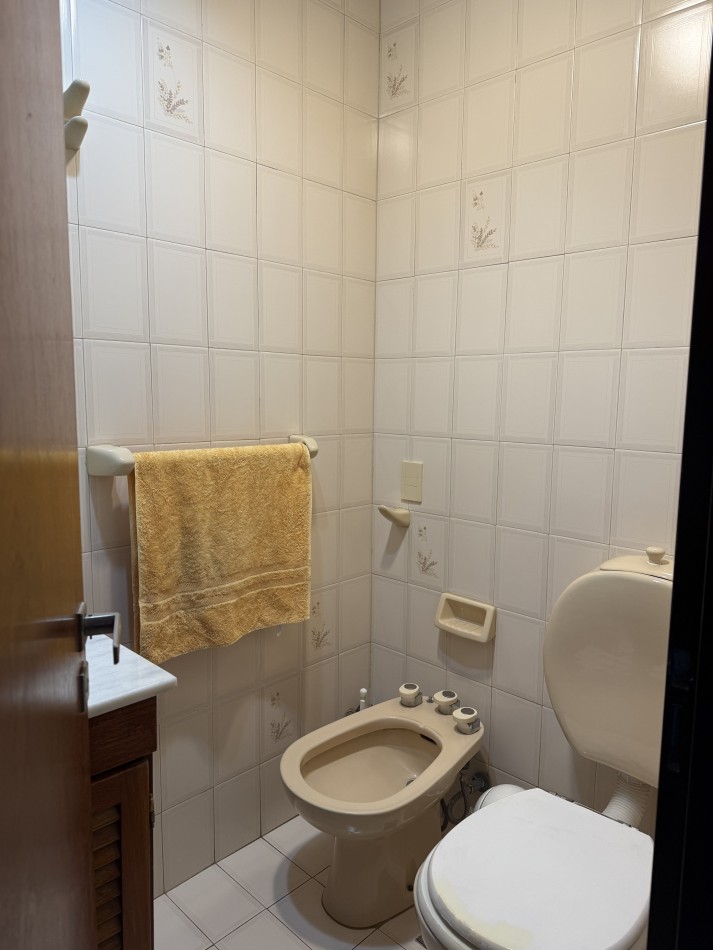 VENTA/PERMUTA CASA NEUQUEN B° BARRENECHE