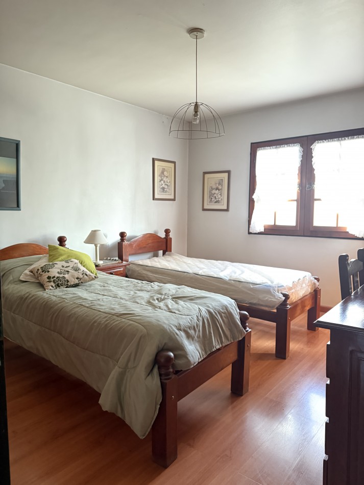 VENTA/PERMUTA CASA NEUQUEN B° BARRENECHE