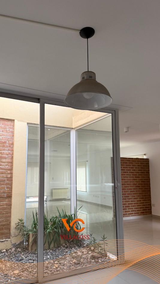 VENTA CASA B° PRIVADO TALZAHUER