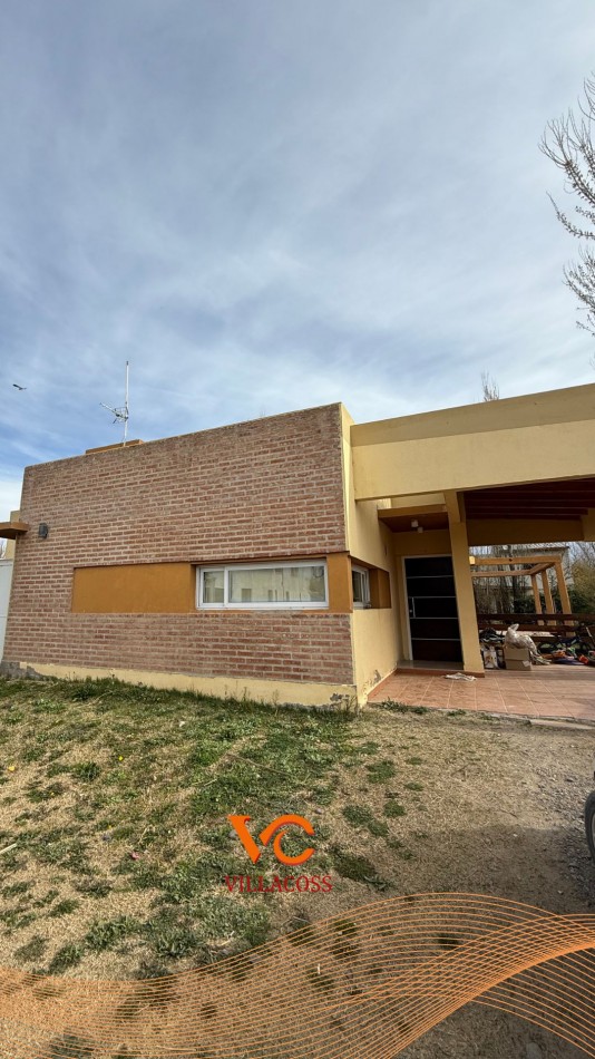 VENTA CASA B° PRIVADO TALZAHUER