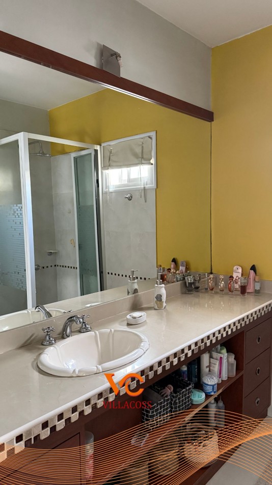 ALQUILER / VENTA CASA B° MANZANAR