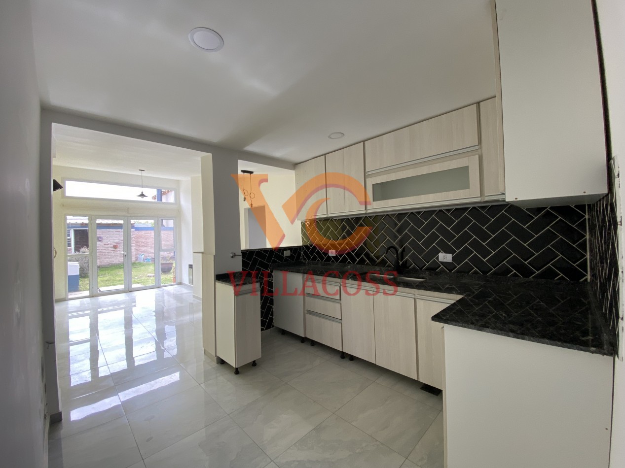 VENTA CASA CENTENARIO