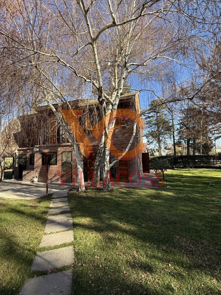 VENTA/PERMUTA CASA NEUQUEN B° BARRENECHE