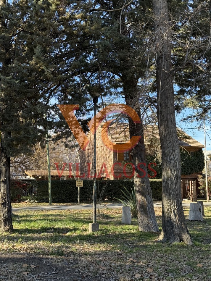 VENTA/PERMUTA CASA NEUQUEN B° BARRENECHE